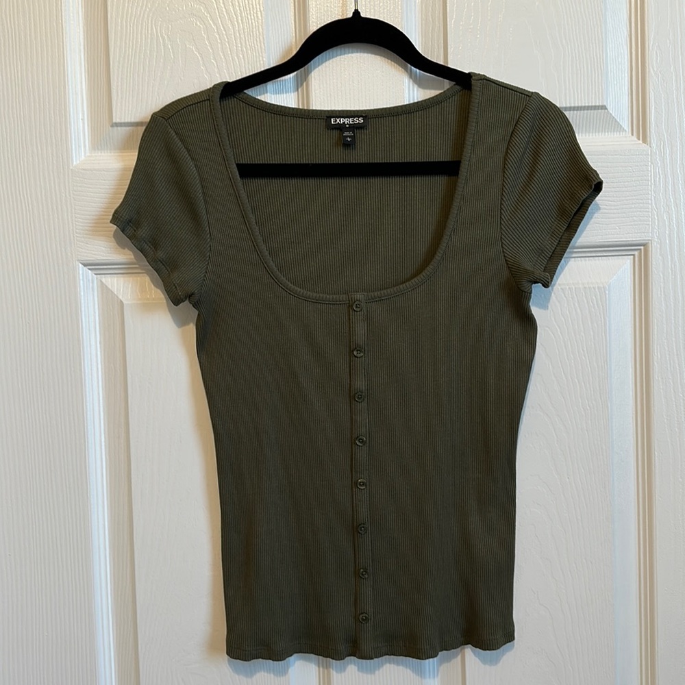 EXPRESS Green Scoop Neck Top (L)